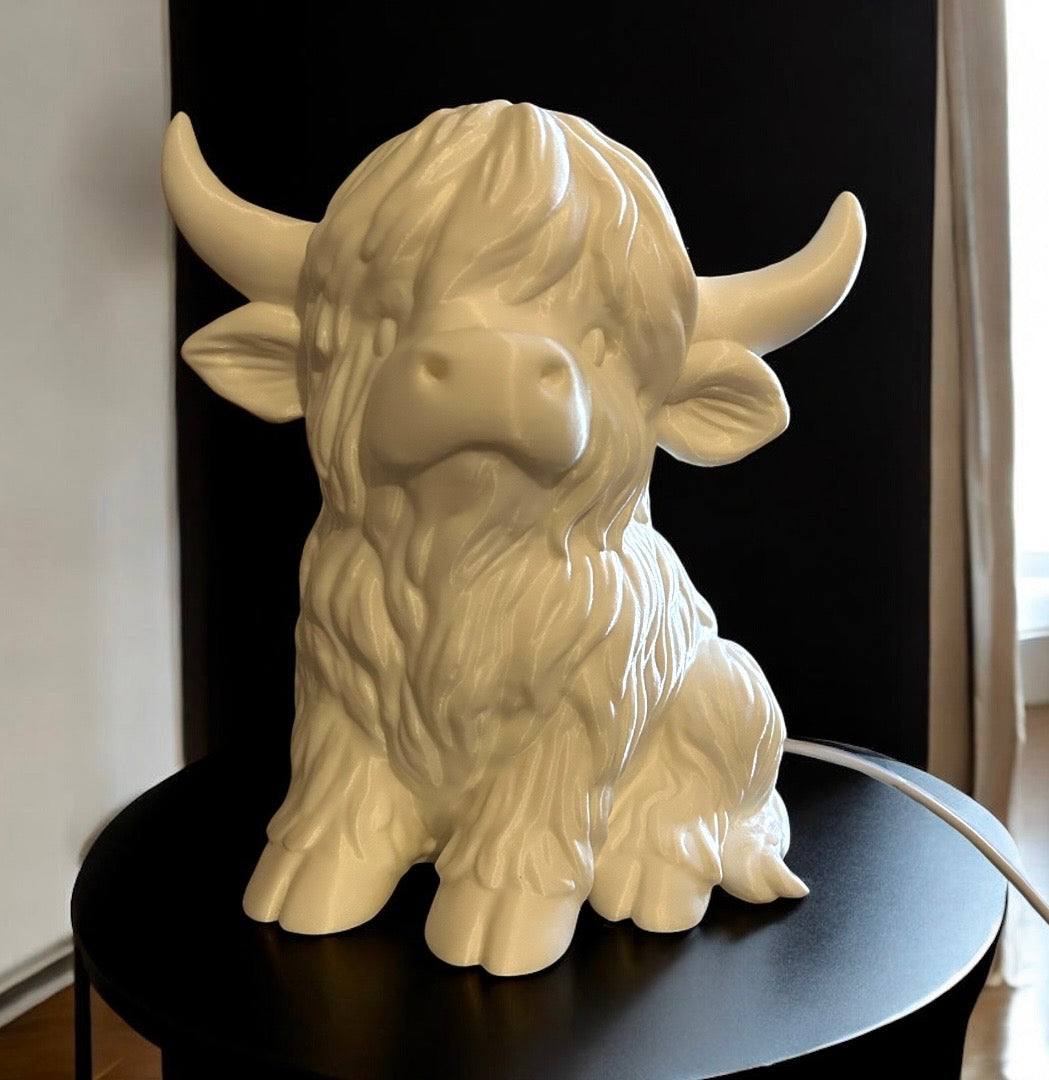 Highland Cow Lamp